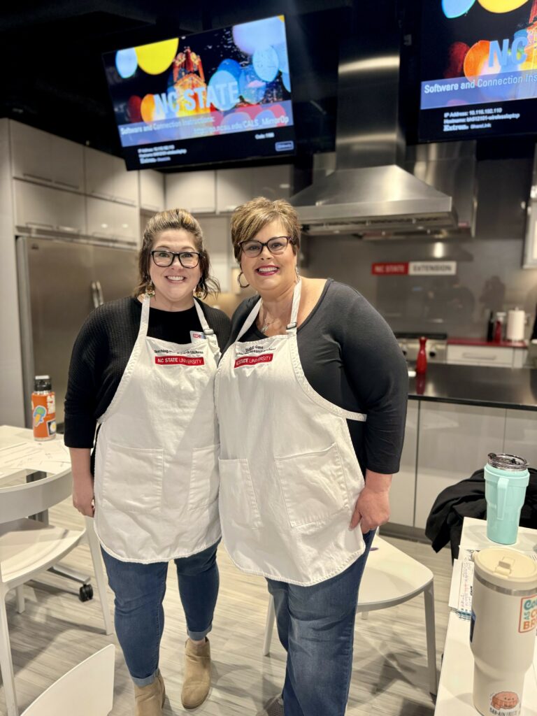 Niki and Former FCS Agent at EMFV Training in the Dinah Gore Kitchen